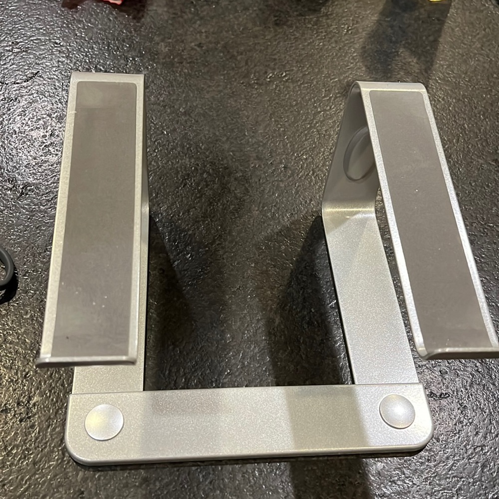laptop stand